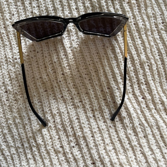Tom Ford Sunglasses - Picture 7 of 8